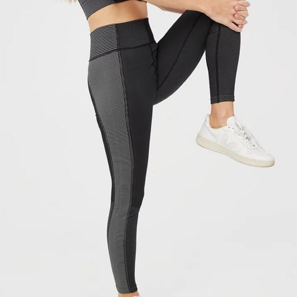 NEW Aerie Offline Seamless High Waisted Two Toned Legging - Picture 1 of 12